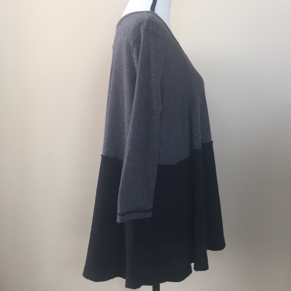 We the Free Black & Gray Color Block Thermal - Picture 7 of 10